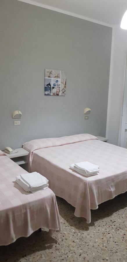 Hotel Villa Alberta B&B Cesenatico Eksteriør billede