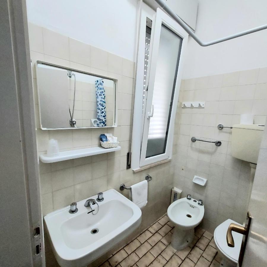 Hotel Villa Alberta B&B Cesenatico Eksteriør billede