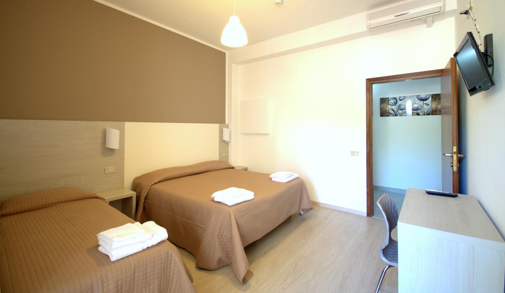 Hotel Villa Alberta B&B Cesenatico Værelse billede