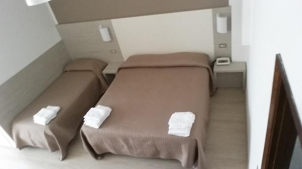Hotel Villa Alberta B&B Cesenatico Eksteriør billede